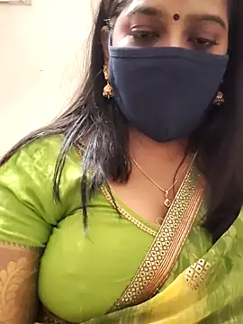 Snapshot of saritha29 chatting on November 15, 7:10 pm saritha29 online show from November 15, 7:10 pm