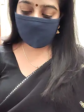 Snapshot of saritha29 chatting on December 20, 4:47 pm saritha29 online show from December 20, 4:47 pm