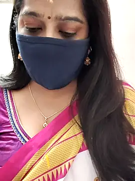 Snapshot of saritha29 chatting on February 2, 8:02 am saritha29 online show from February 2, 8:02 am