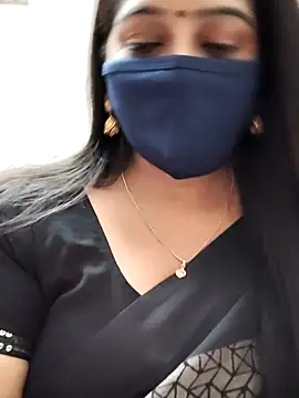 Snapshot of saritha29 chatting on February 14, 6:21 am saritha29 online show from February 14, 6:21 am