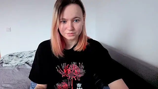 Snapshot of Ericha_Stone chatting on May 10, 2:06 am Ericha Stone online show from May 10, 2:06 am
