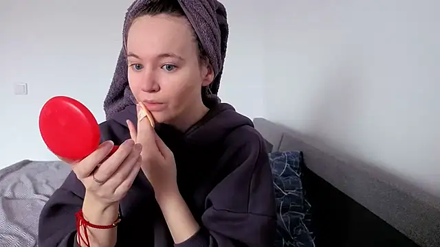 Snapshot of Ericha_Stone chatting on May 14, 3:02 am Ericha Stone online show from May 14, 3:02 am