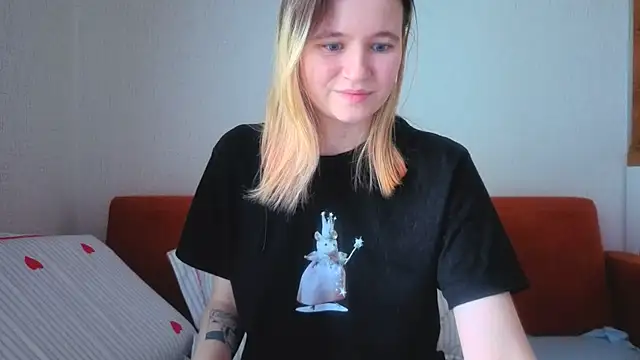 Ericha Stone online show from July 16, 3:01 am