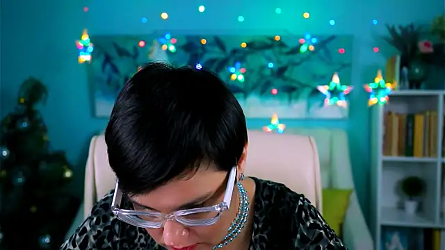 LauraDavidsons online show from January 8, 5:26 pm