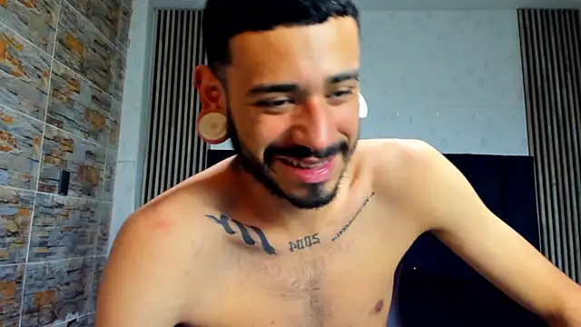 rolo martinez online show from November 1, 7:27 pm