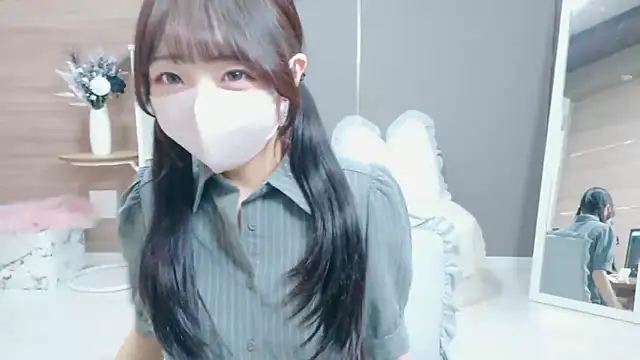 Snapshot of Mashiro-chan chatting on October 5, 7:50 am Mashiro-chan online show from October 5, 7:50 am