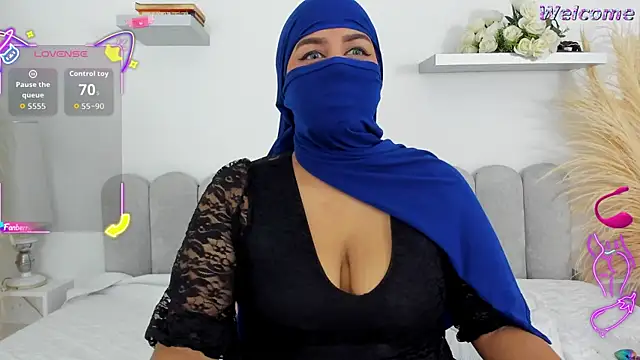 Snapshot of Kadira_ chatting on October 4, 11:41 am Kadira online show from October 4, 11:41 am