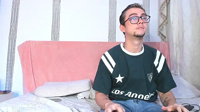 VeronicaSaenzx online show from March 24, 10:37 pm