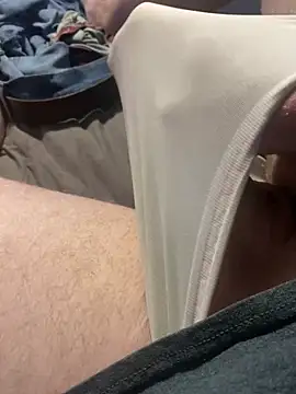 PrettyEffort6 online show from April 4, 7:22 pm