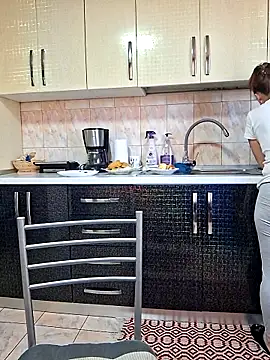 Snapshot of Fluturas2 chatting on October 26, 12:11 pm Fluturas2 online show from October 26, 12:11 pm