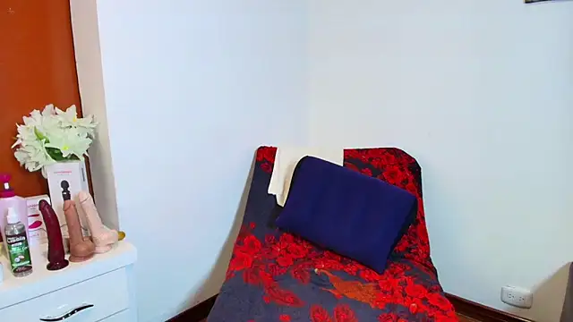 Snapshot of lexy_lunahot chatting on October 3, 3:31 pm lexy lunahot online show from October 3, 3:31 pm