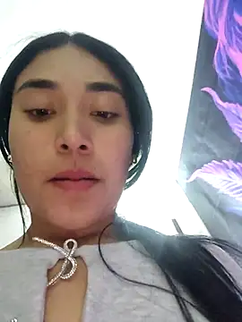 Snapshot of AmberGold- chatting on September 15, 11:49 pm AmberGold- online show from September 15, 11:49 pm