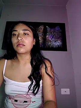 Snapshot of AmberGold- chatting on October 17, 7:55 am AmberGold- online show from October 17, 7:55 am