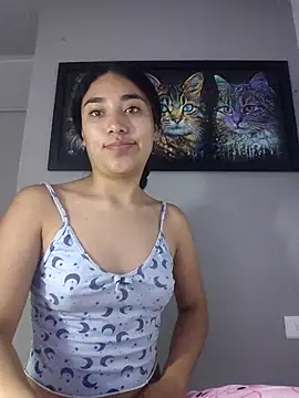 Snapshot of AmberGold- chatting on October 23, 8:57 am AmberGold- online show from October 23, 8:57 am