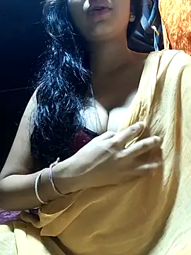 Snapshot of telugu_mounika chatting on September 15, 2:22 am telugu mounika online show from September 15, 2:22 am