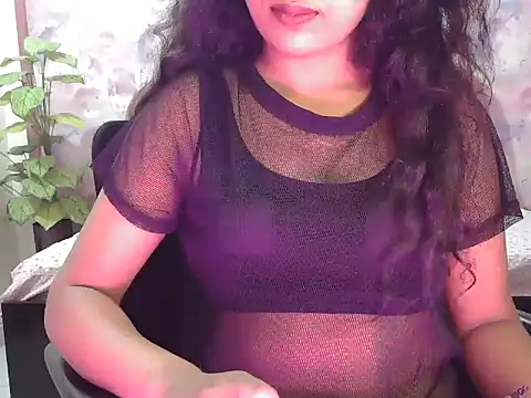 Snapshot of shaalu_sharma chatting on October 4, 6:17 pm shaalu sharma online show from October 4, 6:17 pm