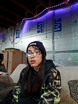 Snapshot of HeartlessHarleyQuinn325 chatting on October 22, 9:20 am HeartlessHarleyQuinn325 online show from October 22, 9:20 am