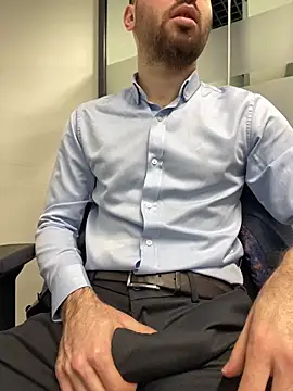 speddy34 online show from March 31, 6:47 am