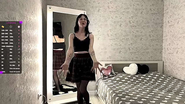 FakeLamb online show from October 11, 9:02 pm