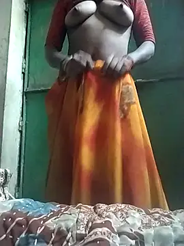 Snapshot of Hita_Grewal chatting on October 29, 3:58 pm Hita Grewal online show from October 29, 3:58 pm