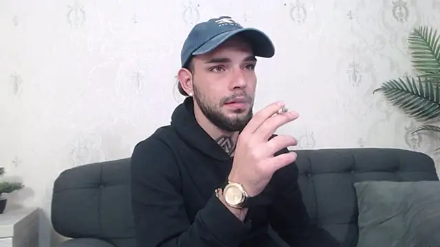 Snapshot of DanyelCarter chatting on October 3, 7:00 pm DanyelCarter online show from October 3, 7:00 pm