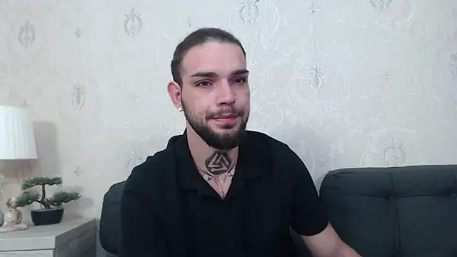 Snapshot of DanyelCarter chatting on October 6, 6:16 pm DanyelCarter online show from October 6, 6:16 pm