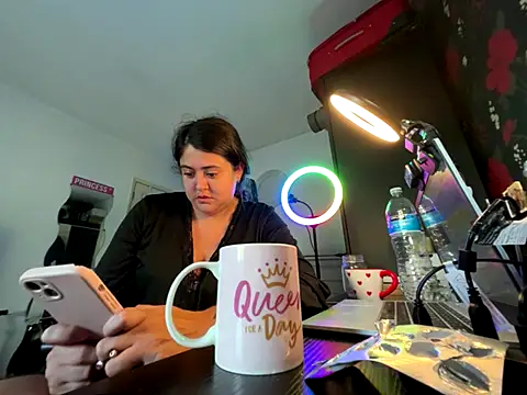 Snapshot of Prill940 chatting on September 27, 6:51 am Prill940 online show from September 27, 6:51 am