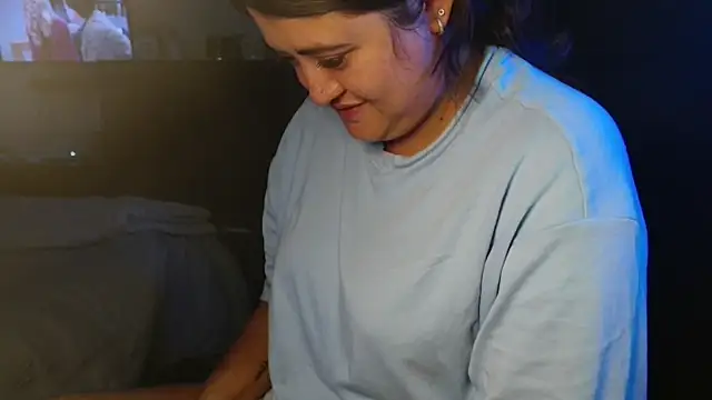 Snapshot of Prill940 chatting on October 3, 5:48 am Prill940 online show from October 3, 5:48 am