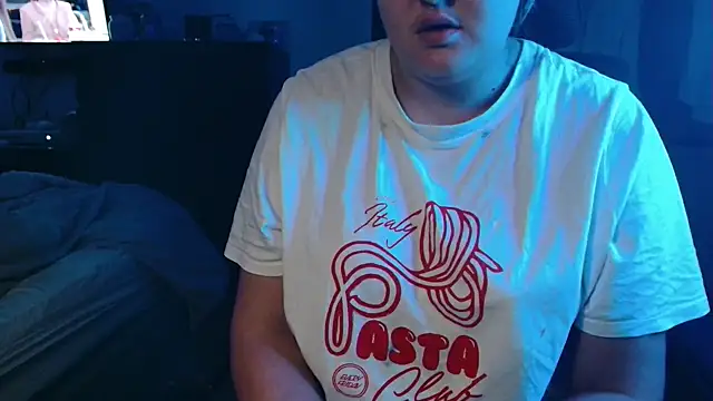 Snapshot of Prill940 chatting on October 7, 4:53 am Prill940 online show from October 7, 4:53 am