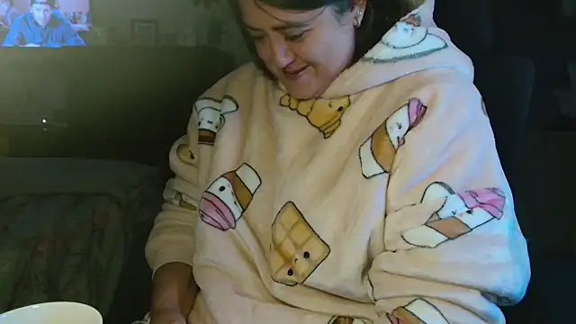 Snapshot of Prill940 chatting on October 13, 4:45 am Prill940 online show from October 13, 4:45 am