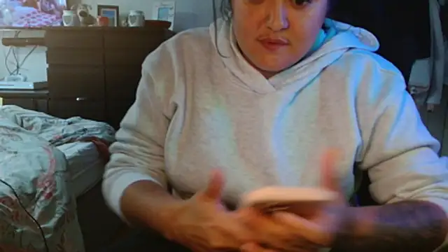 Snapshot of Prill940 chatting on October 14, 8:26 am Prill940 online show from October 14, 8:26 am