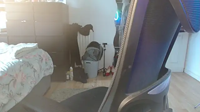 Snapshot of Prill940 chatting on October 17, 9:45 am Prill940 online show from October 17, 9:45 am