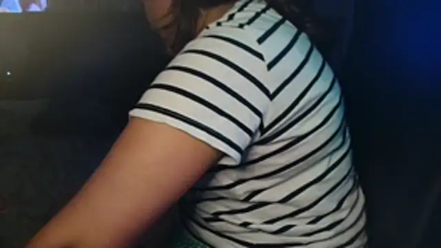 Snapshot of Prill940 chatting on October 19, 5:08 am Prill940 online show from October 19, 5:08 am