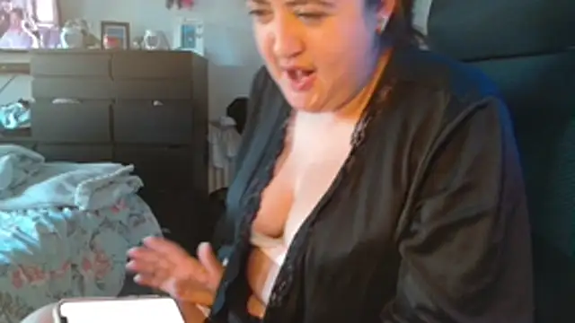 Snapshot of Prill940 chatting on October 24, 7:38 am Prill940 online show from October 24, 7:38 am