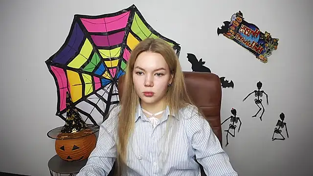 Snapshot of StellaLight chatting on October 22, 12:16 pm StellaLight online show from October 22, 12:16 pm