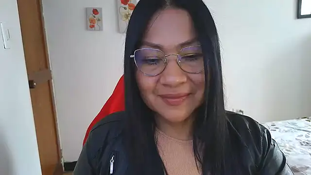 LissafeetHott online show from May 10, 4:56 pm