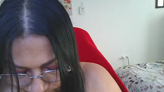 LissafeetHott online show from May 16, 7:45 pm