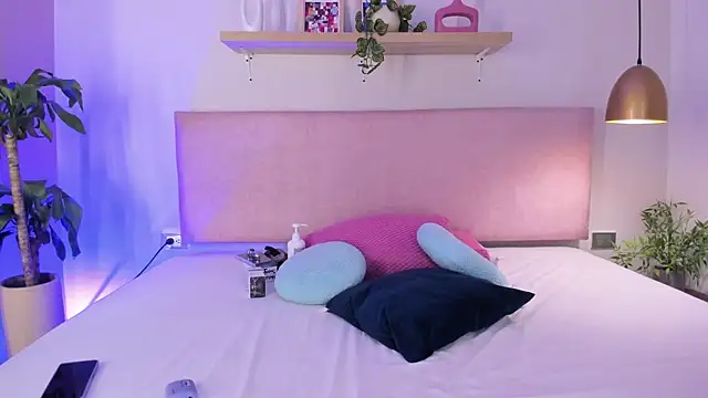 Cristalfoxy  online show from October 5, 11:52 am