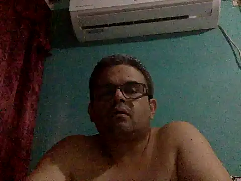 Snapshot of Katracho6969 chatting on September 26, 4:27 am Katracho6969 online show from September 26, 4:27 am