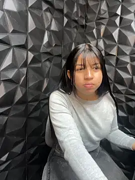 lil charme online show from October 9, 2:37 pm