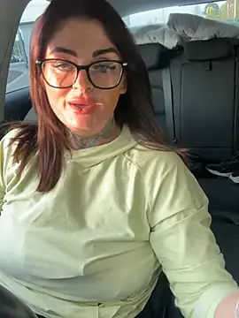 IrishmilfAnna online show from April 22, 6:42 pm