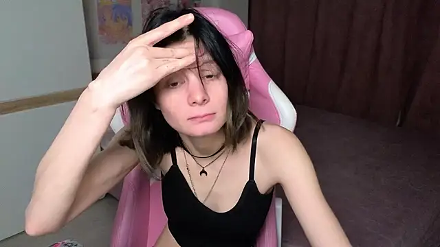 EllinEverly online show from March 2, 9:21 pm