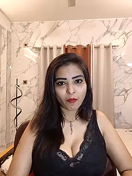 QUEEN-ADITI online show from March 2, 6:15 pm