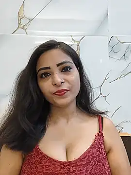 QUEEN-ADITI online show from May 19, 6:47 pm