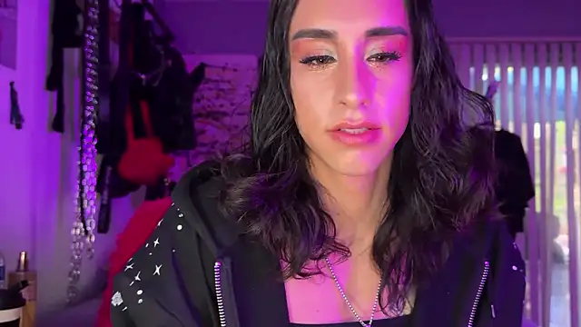 xoFrankie online show from October 9, 12:08 am