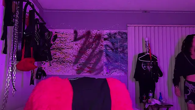 xoFrankie online show from October 21, 2:56 am