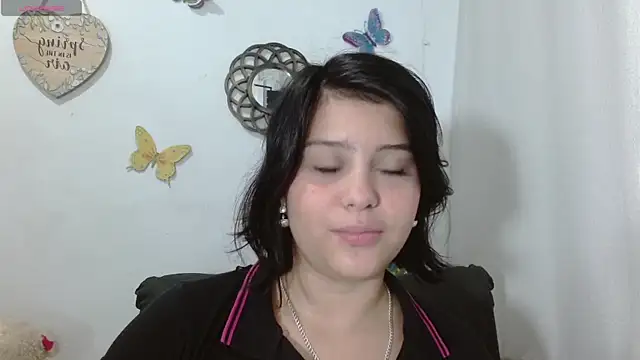 Snapshot of AmyBlue_ chatting on November 5, 2:22 am AmyBlue online show from November 5, 2:22 am