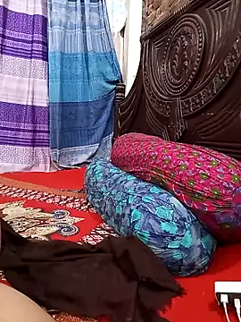 Tanisha-Chy online show from May 2, 6:18 am