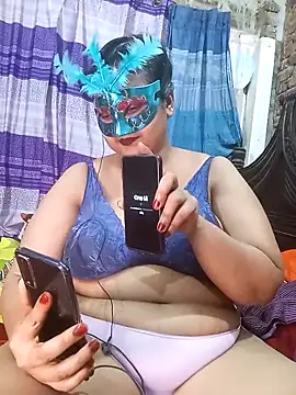 Tanisha-Chy online show from May 14, 5:42 pm