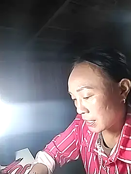 Snapshot of Hoala7890 chatting on October 19, 2:12 am Hoala7890 online show from October 19, 2:12 am